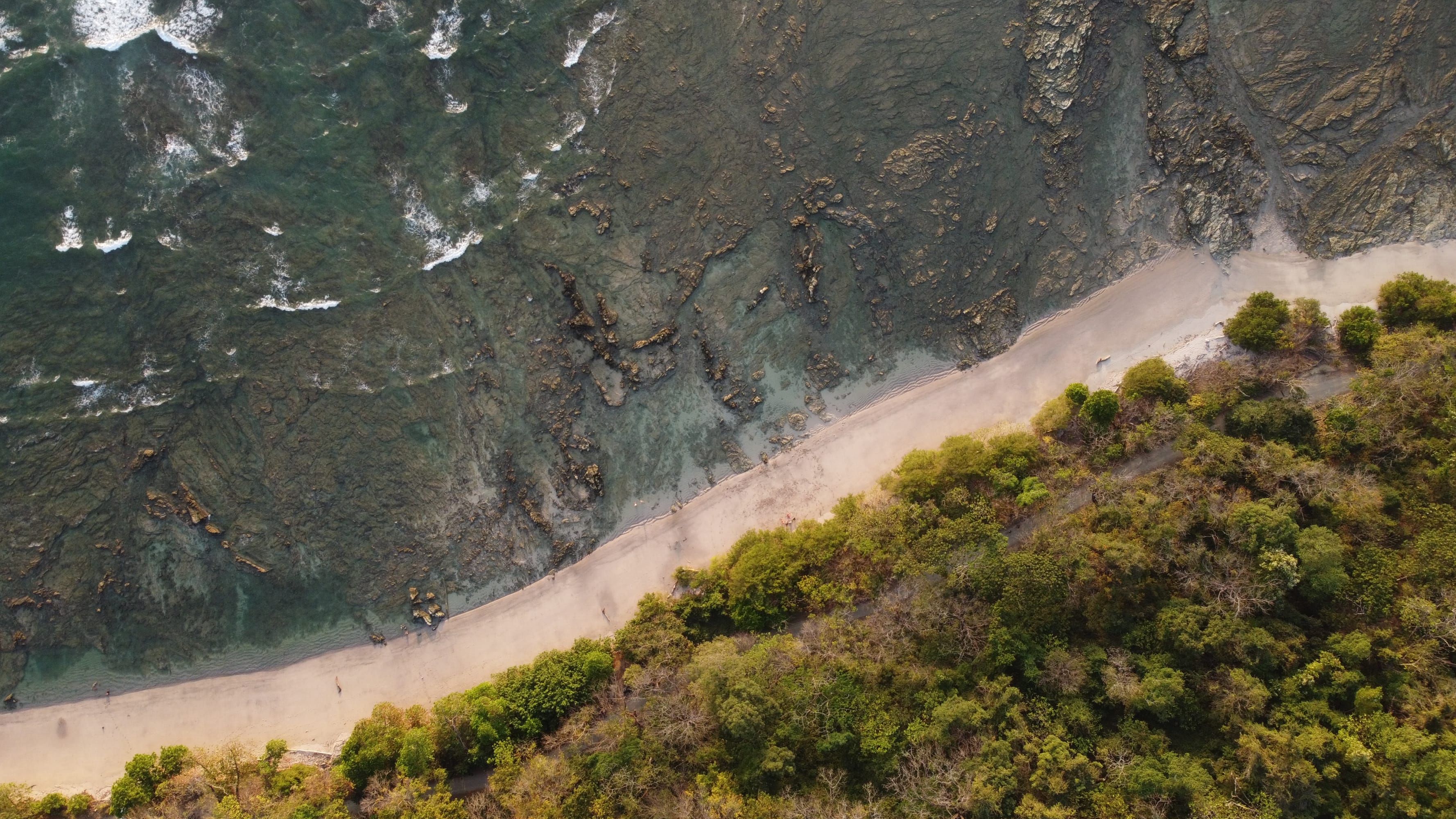 Playa de Santa Teresa al atardecer, Costa Rica