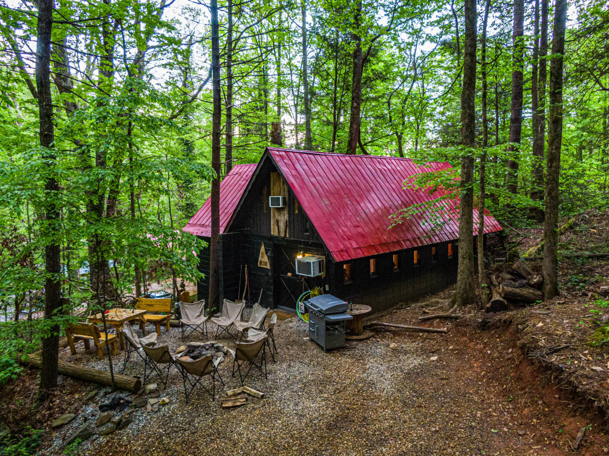 Cabins In Helen Ga | Book Bear Creek Lodge and Cabins in Helen Ga