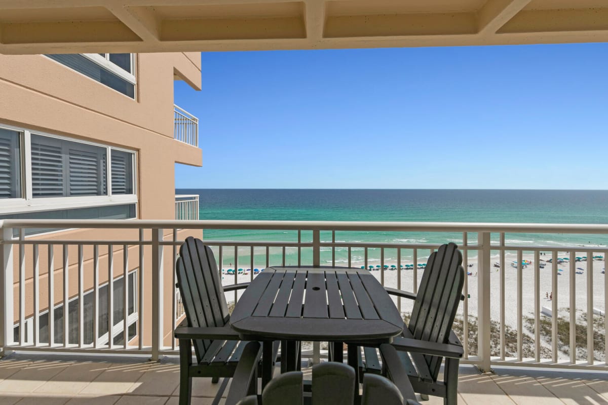 Destin Towers 123 Remodeled in 2022 Beachfront Bluewater Rentals