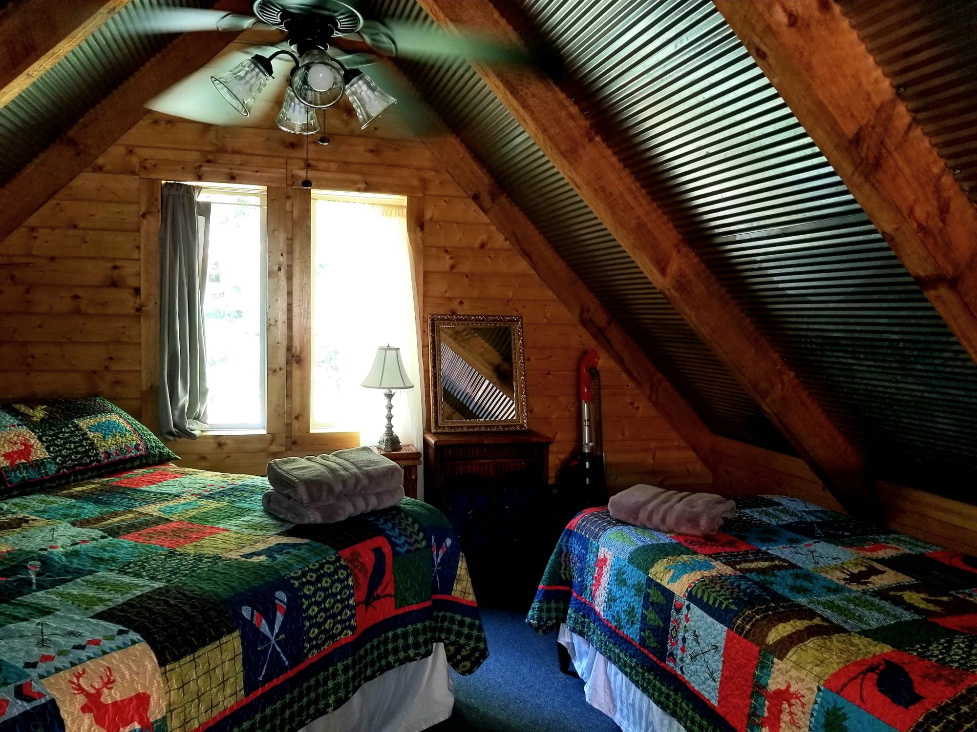 Cabins In Helen Ga | Book Bear Creek Lodge and Cabins in Helen Ga