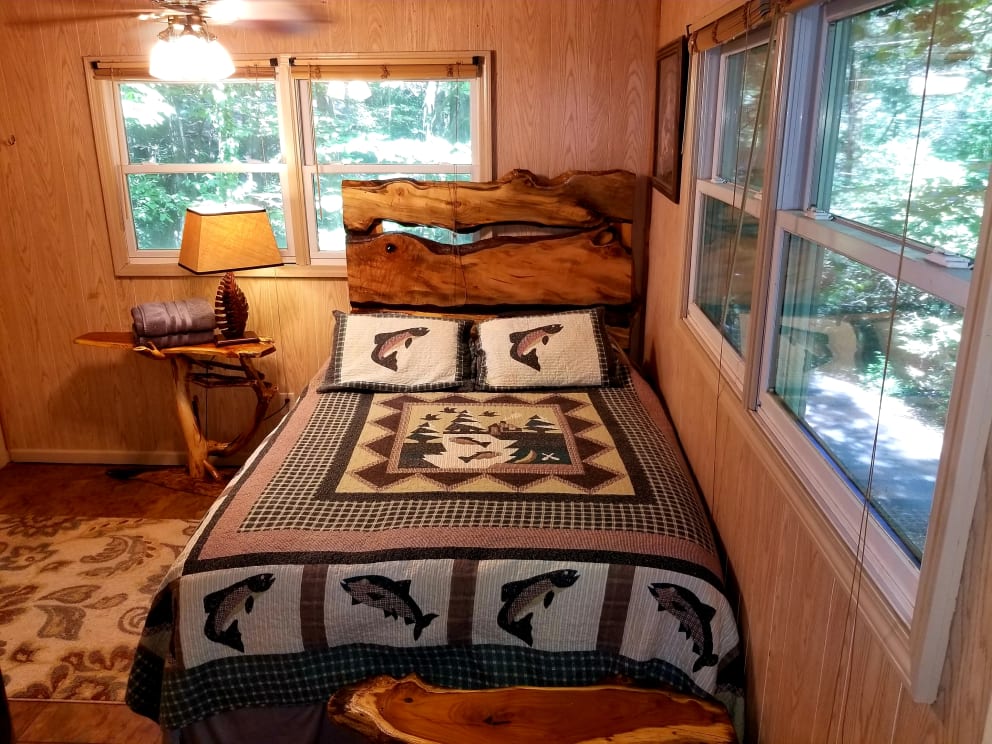 Cabins In Helen Ga | Book Bear Creek Lodge and Cabins in ...